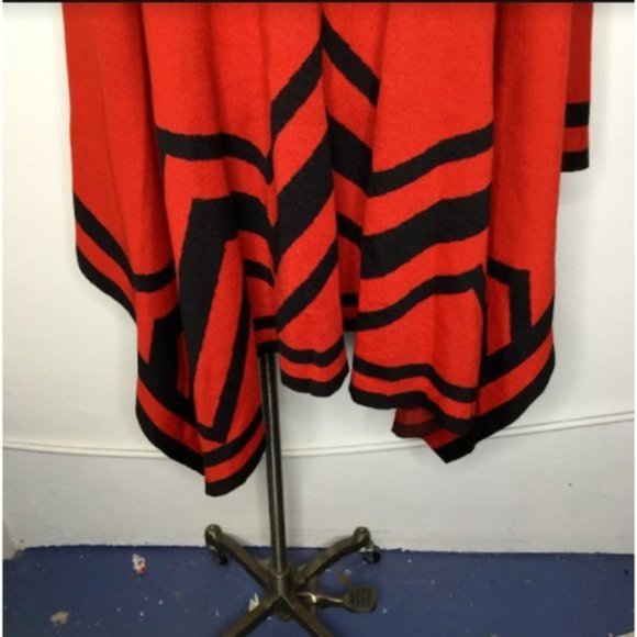 Colette Mordo Poncho Shawl Red/Black Wool Blend One Size Plus Limited Edition - Picture 9 of 12